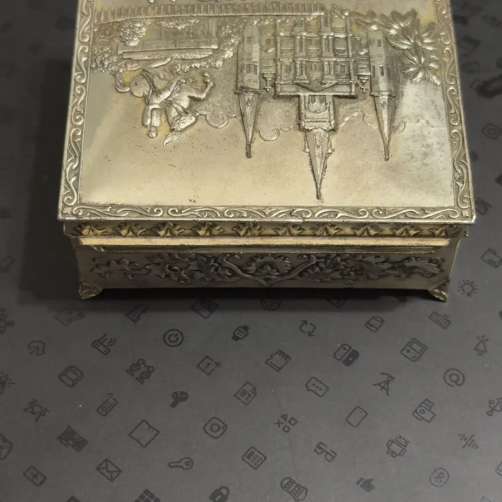 Vintage Metal Keepsake Box Souvenir Of NEW ORLEANS, LA Made In Occupied Japan